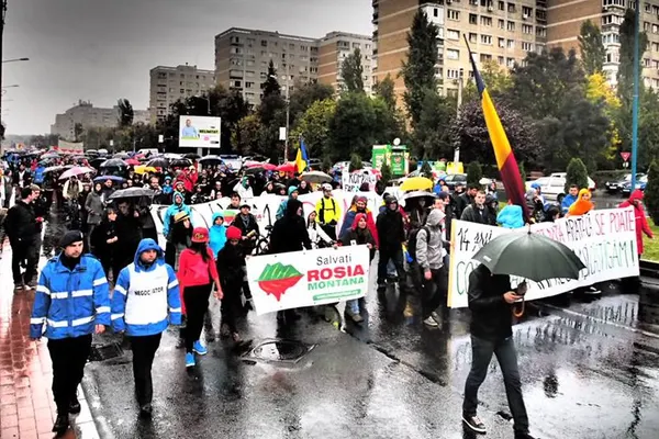 Zi decisivă în dosarul Roșia Montană. România află dacă va plăti miliarde de euro. Guvernul e pregătit să publice stenogramele afacerii