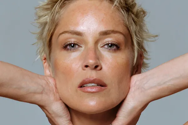 Sharon Stone, criticată de un regizor italian pentru pretenţiile ei de pe platoul de filmare