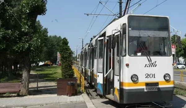 A refuzat să stea lângă un aurolac în tramvai. În următoarea clipă ...