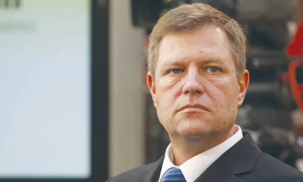 KLAUS JOHANNIS: Un număr mic de membri PNL susţin ieşirea de la guvernare