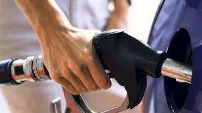FMI lasă Guvernul să decidă dacă se aplică acciza pe carburanţi de la 1 aprilie