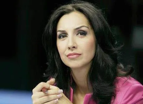 EMMA ZEICESCU a devenit MAMĂ. Prezentatoarea Realitatea TV a născut un băieţel sănătos