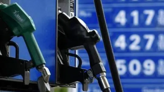 Zeci de benzinării din țară au rămas temporar fără motorină standard: care este motivul