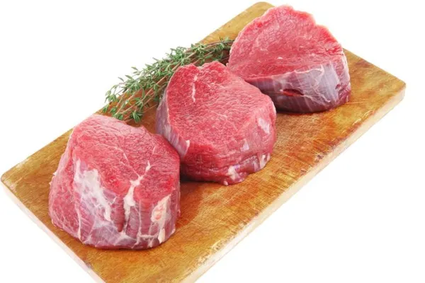 5 alimente pe care să nu le consumi niciodată crude