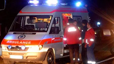 Accident cu ambulanţă în pasajul Mihai Bravu din Bucureşti