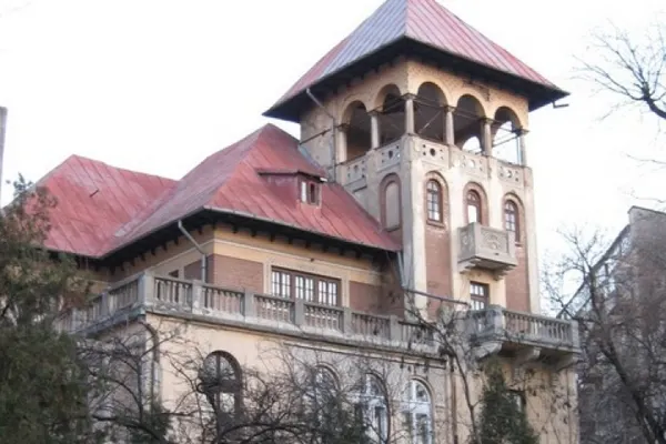 Protest faţă de decizia Guvernului de a desfiinţa Biblioteca Pedagogică Naţională din Capitală