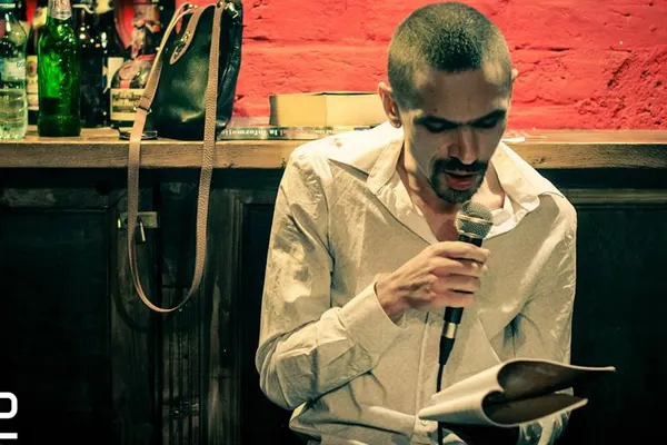 Poetul Dan Sociu refuză premiul de la ICR: "Ţine de un guvern prea scârbos"!