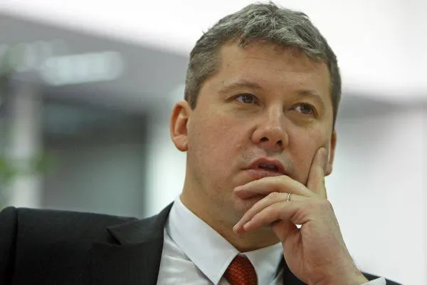 Predoiu: Guvernul a comis patru greşeli în cazul zăpezilor, a făcut o "jonglerie" cu codurile