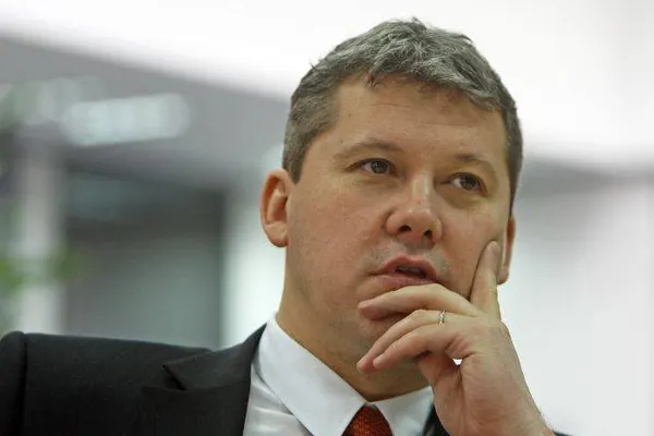 Predoiu:Invalidarea Legii descentralizării presupune o responsabilitate politică, demisia Guvernului