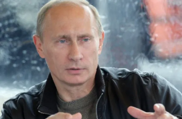 VLADIMIR PUTIN îi asigură pe HOMOSEXUALI că nu vor fi arestaţi la JO de la Soci