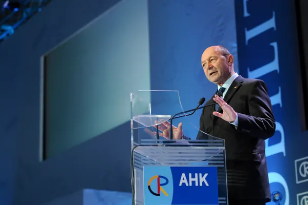 TRAIAN BĂSESCU: KLAUS IOHANNIS este un câştig pentru GUVERN, dar..