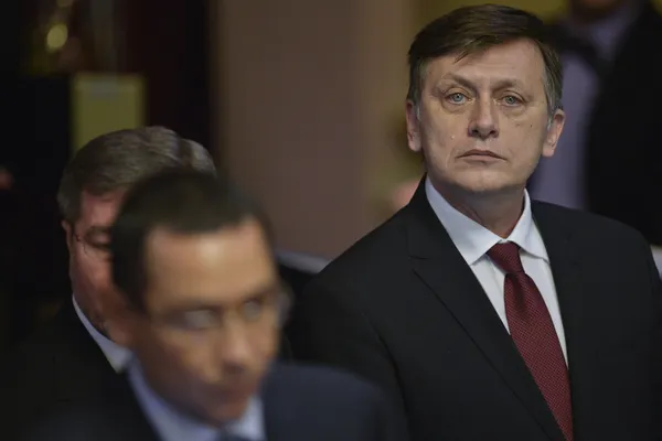 GUŞĂ: Nu există electorat USL. Crin Antonescu trebuie să lupte pentru electoratul pro-Băsescu