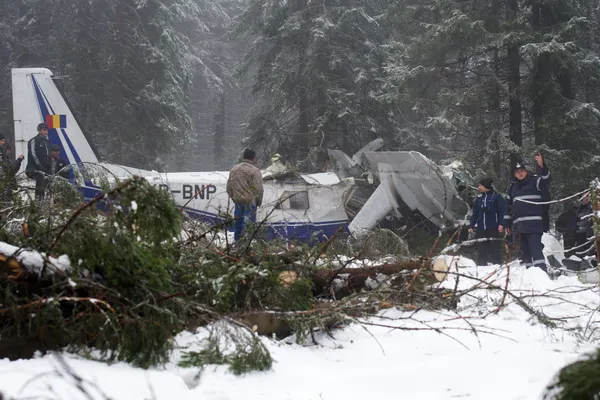 ACCIDENT AVIATIC. Soarta şefului STS, duminică, în CSAT: Ponta şi Opriş prezintă rapoartele