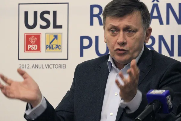 CRIN ANTONESCU: Dacă VICTOR PONTA vrea alt guvern, SĂ DEMISIONEZE mai întâi