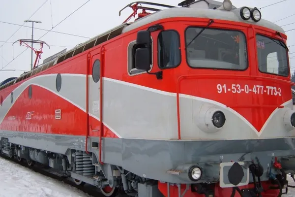 Trei angajaţi ai CFR, condamnaţi la închisoare în cazul unui accident feroviar