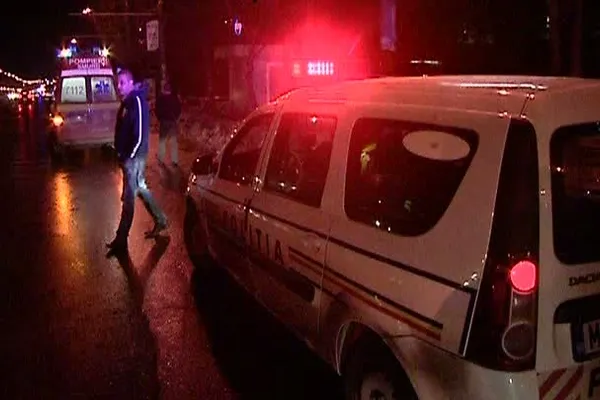 ACCIDENT GRAV în Capitală. Loviţi pe trecerea de pietoni, de un taximetrist