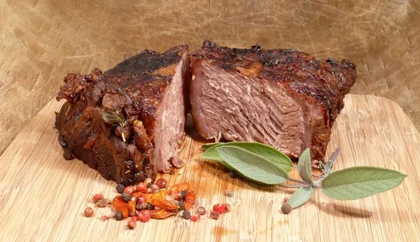 Ce rişti dacă mânănci alimente prăjite, carne bine făcută şi dulciuri tratate termic?