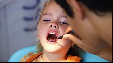 LISTA dentiştilor care te pot trata GRATUIT dacă eşti asigurat la Sănătate