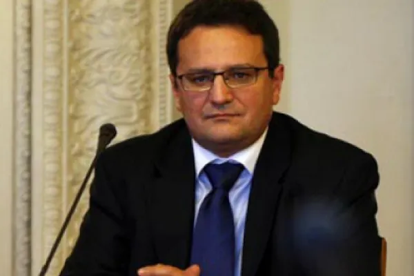 VANGHELIE: L-aş pune pe GEORGE MAIOR PREMIER, într-un guvern de uniune naţională