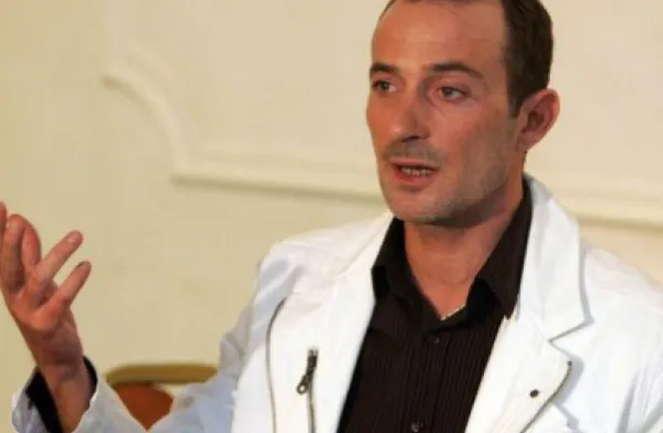 RADU MAZĂRE, în contradicţie cu guvernul Ponta, nemulţumit de limitarea plăţilor cu bani gheaţă