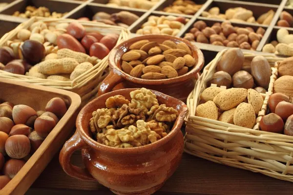Ce să mănânci ca să trăieşti 100 de ani? TOP 50 cele mai bune alimente din lume!