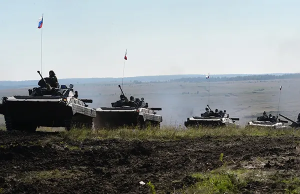 Kievul cere explicaţii Moscovei cu privire la manevrele militare ale ruşilor la frontiera cu Ucraina