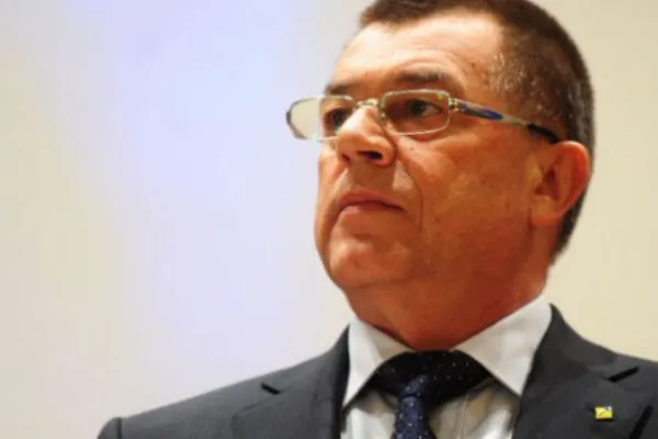 Stroe, întrebat dacă PNL ar trebui să rămână la guvernare: Da, e obligatoriu