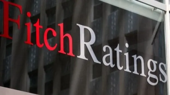 Fitch a scăzut ratingul Ucrainei pentru datoriile în monedă străină, aflat deja în categoria "junk"