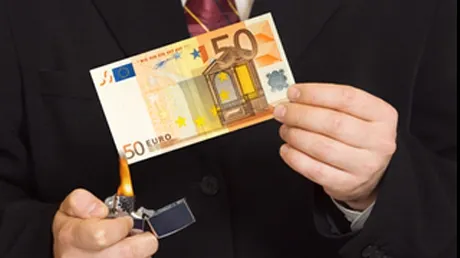 Venitul anual al MAFIEI îl depăşeşte pe cel al Uniunii Europene