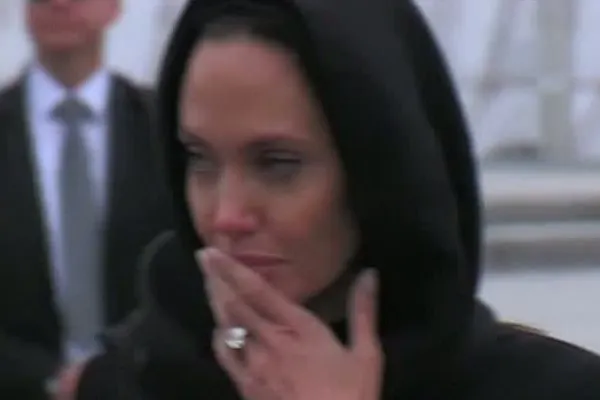 Angelina Jolie, la un PAS de MOARTE: a făcut un ACCIDENT după ce se întorcea de la o premieră