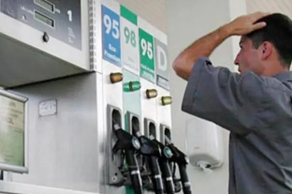 Dilema proprietarilor de mașini. Motorină sau benzină? Ce carburant poluează mai mult