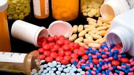 Medicamentele cu preţuri accesibile ar putea dispărea. APMGR FACE APEL către Guvern