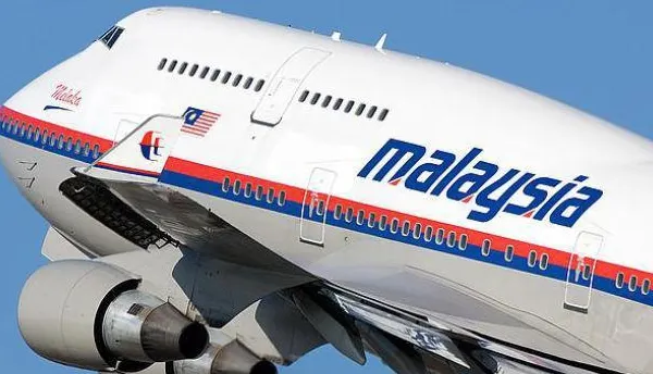 TRAGEDIA AVIATICĂ: Echipajul avionului malaezian nu a semnalat "nicio problemă" survolând Ucraina