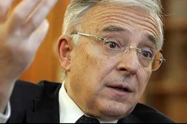 ATAC DUR la adresa guvernatorului BNR, Mugur Isărescu