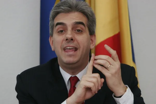 Nicolăescu: PNL depune moţiune de cenzură dacă Guvernul nu va reduce până la 1 mai CAS
