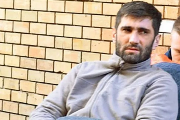 MOTIVUL pentru care Dr. Ianceu îşi vinde TELEFOANELE stricate în ACCIDENTUL DIN APUSENI