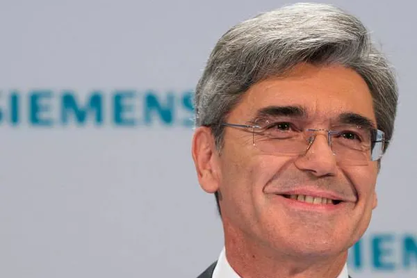 Şeful Siemens s-a întâlnit cu Putin la Moscova. Merkel a fost informată în prealabil