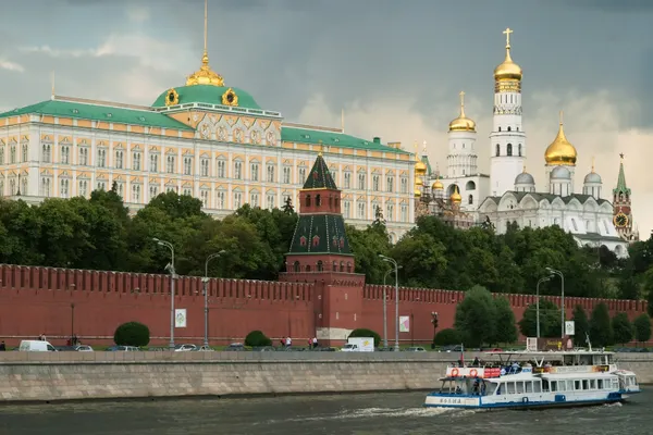 Rusia consideră "INACCEPTABILE" ameninţările Statelor Unite cu noi sancţiuni