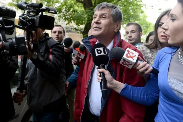 DNA:Mustaţă şi grupul din care făcea parte, obişnuiţi să perceapă "tarife" pentru decizii favorabile