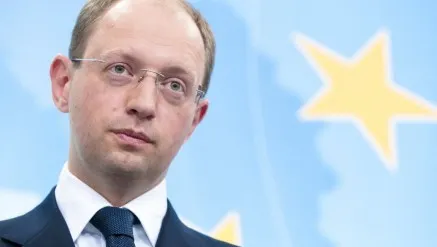 Premierul ucrainean DEMISIONEAZĂ, în urma desfiinţării coaliţiei guvernamentale