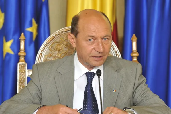 Băsescu:Voi avea discuţii cu FMI după ce revin în ţară privind politica fiscal-bugetară a Guvernului