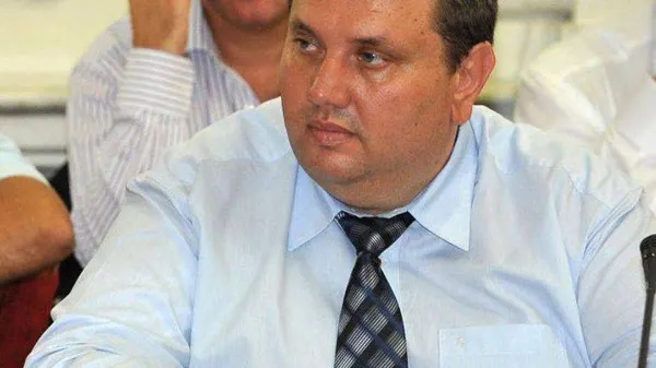 Şeful CJ Mehedinţi i-a spus şefului Poliţiei că are influenţă asupra unor membri ai Guvernului