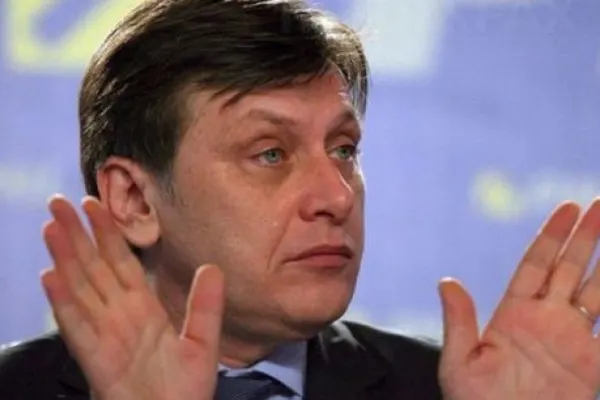 Antonescu, despre PSD: I-am adus la guvernare şi l-am făcut pe Ponta din mai nimic ditamai premierul