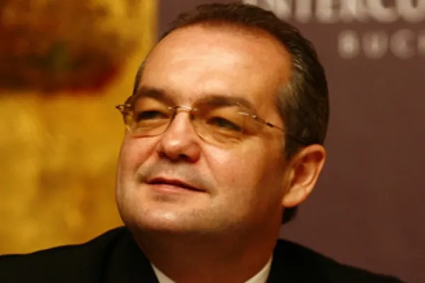 Emil Boc: Elena Udrea are șanse la turul doi