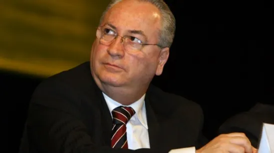 Grupul PNL a părăsit lucrările plenului Senatului. Şedinţa, suspendată din lipsă de cvorum