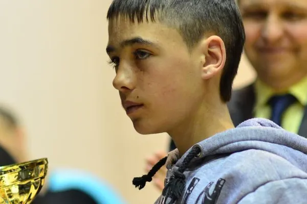 Băiatul de 11 ani care a salvat un copil căzut într-o fântână, premiat de Guvern