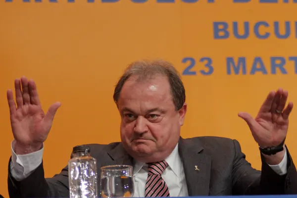 BLAGA, LA REALITATEA TV. Din culisele negocierii cu PNL: "Dacă ne înţelegem, vor veni şi ceilalţi!"
