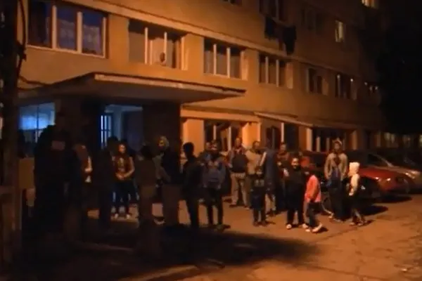 SCANDAL cu BĂTĂI și POLIȚIȘTI RĂNIȚI .Totul a pornit de la petrecerea unui copil de... 3 ani