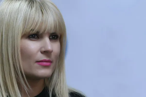 Sondaj IRES: Românii o văd pe Elena Udrea șefa PMP