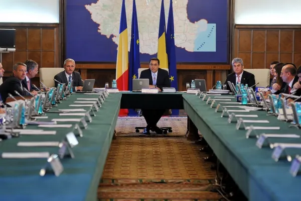 Ponta i-a promis lui Oprea că PPDD NU INTRĂ ÎN GUVERN - surse PSD
